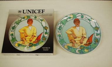 (n-5753) Villeroy & Boch, Unisef kollektsioontaldrik "Children of the World", nr 11 Egiptus kollektsioontaldrik